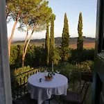 Cozzano Gospodarstwo agroturystyczne *