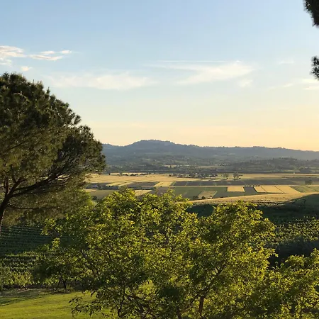 Κατάλυμα σε φάρμα Cozzano Pozzuolo